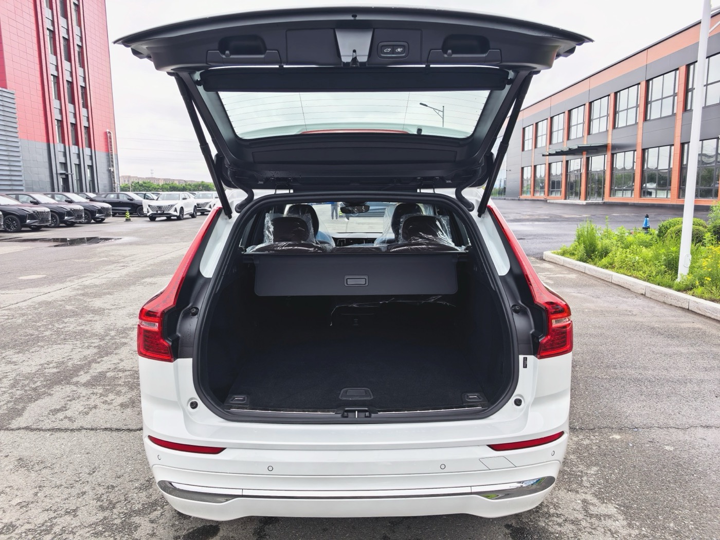 Volvo XC60 B5 AWD, фото 17